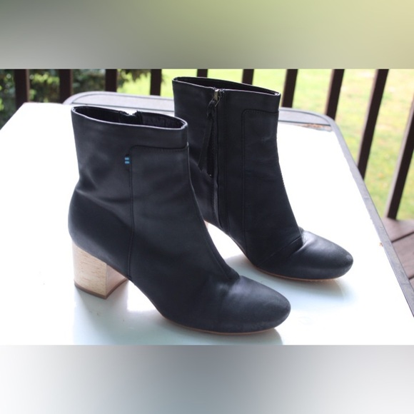 Toms Evie booties - Picture 1 of 14